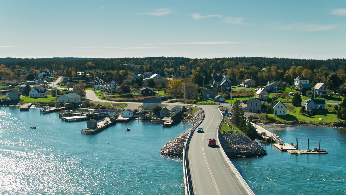 A bridge in Maine